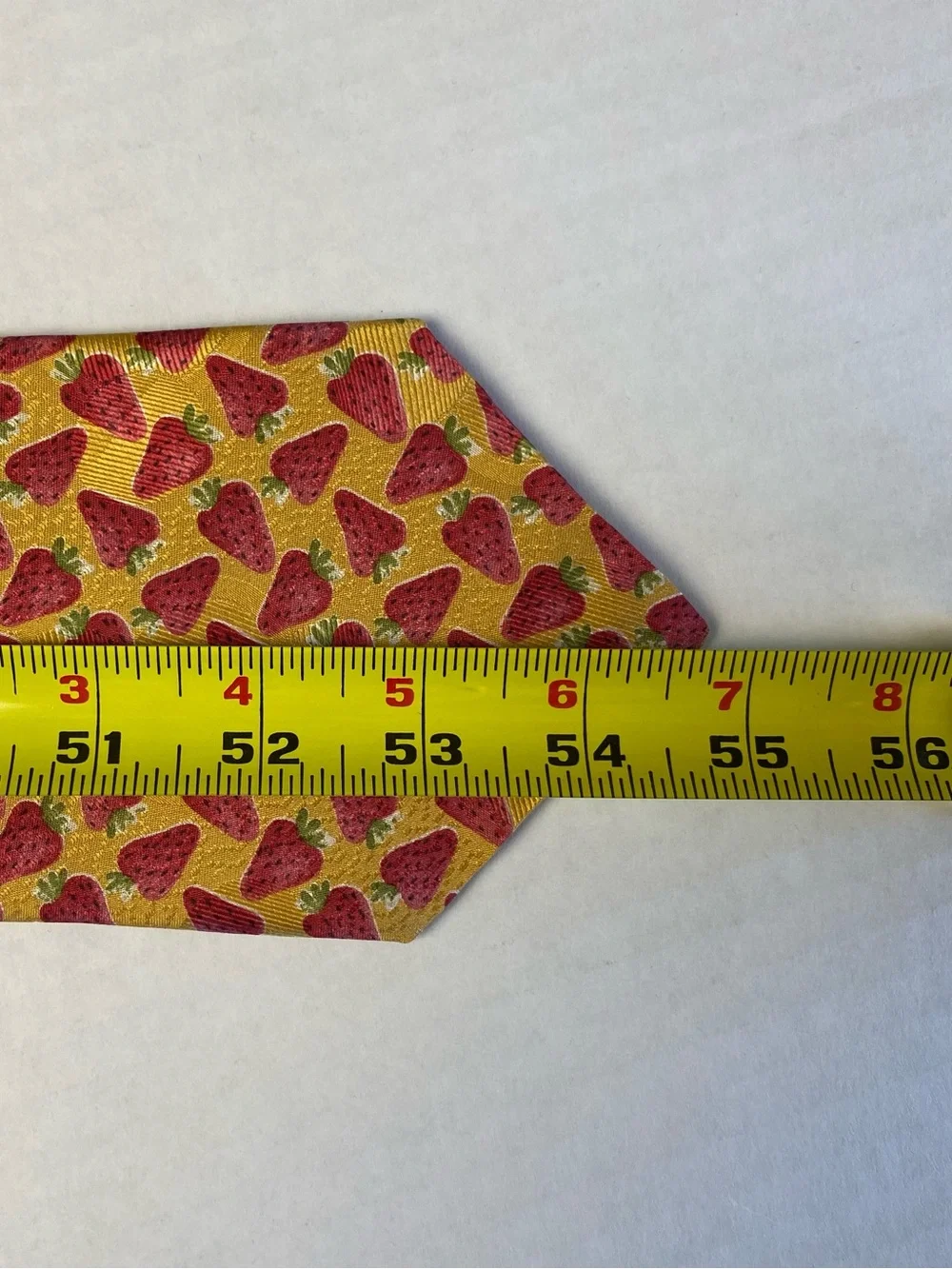 Ermenegildo Zegna 100% Silk Tie Yellow Strawberry